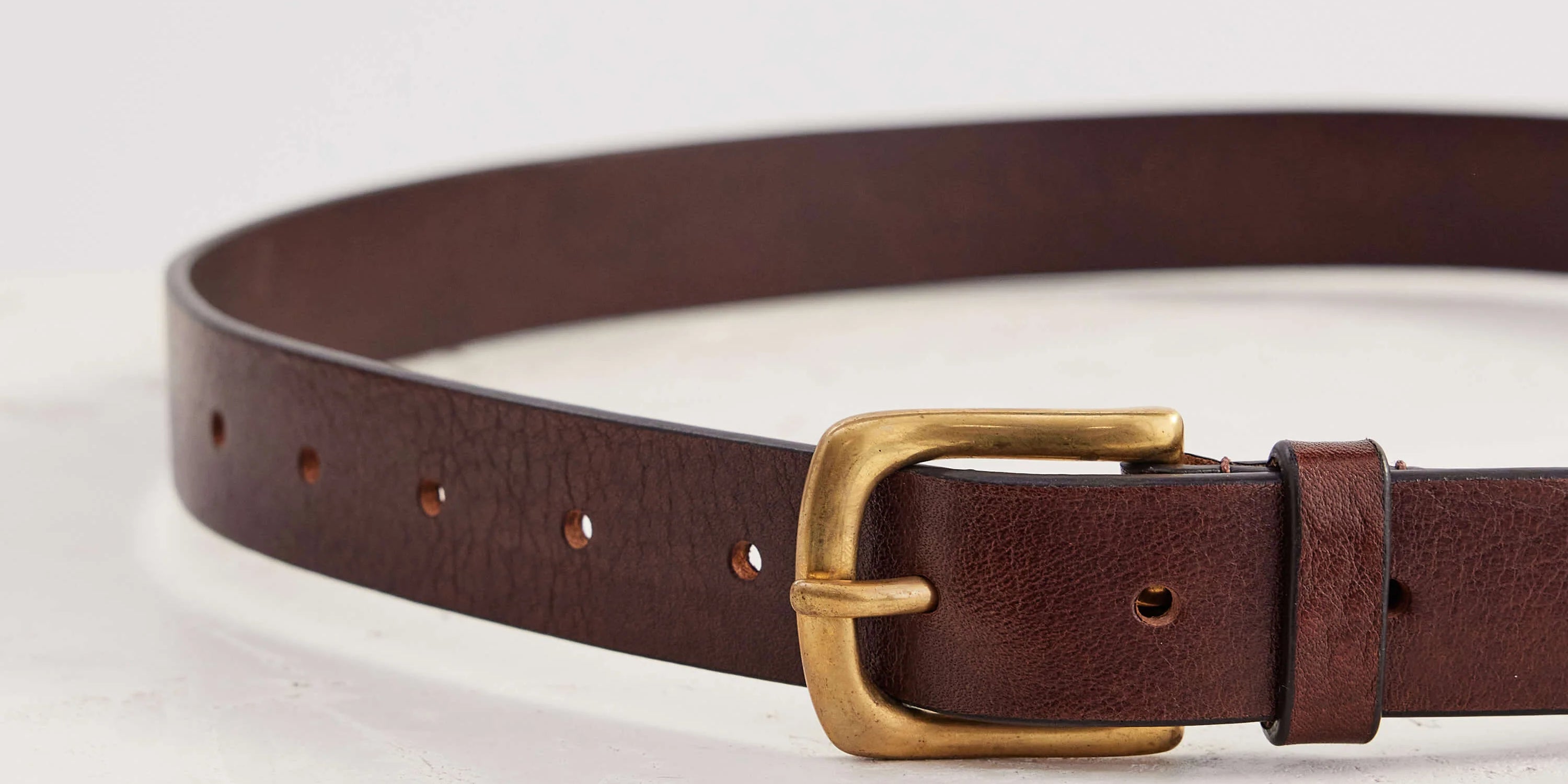 01Belt_COG_Side.webp