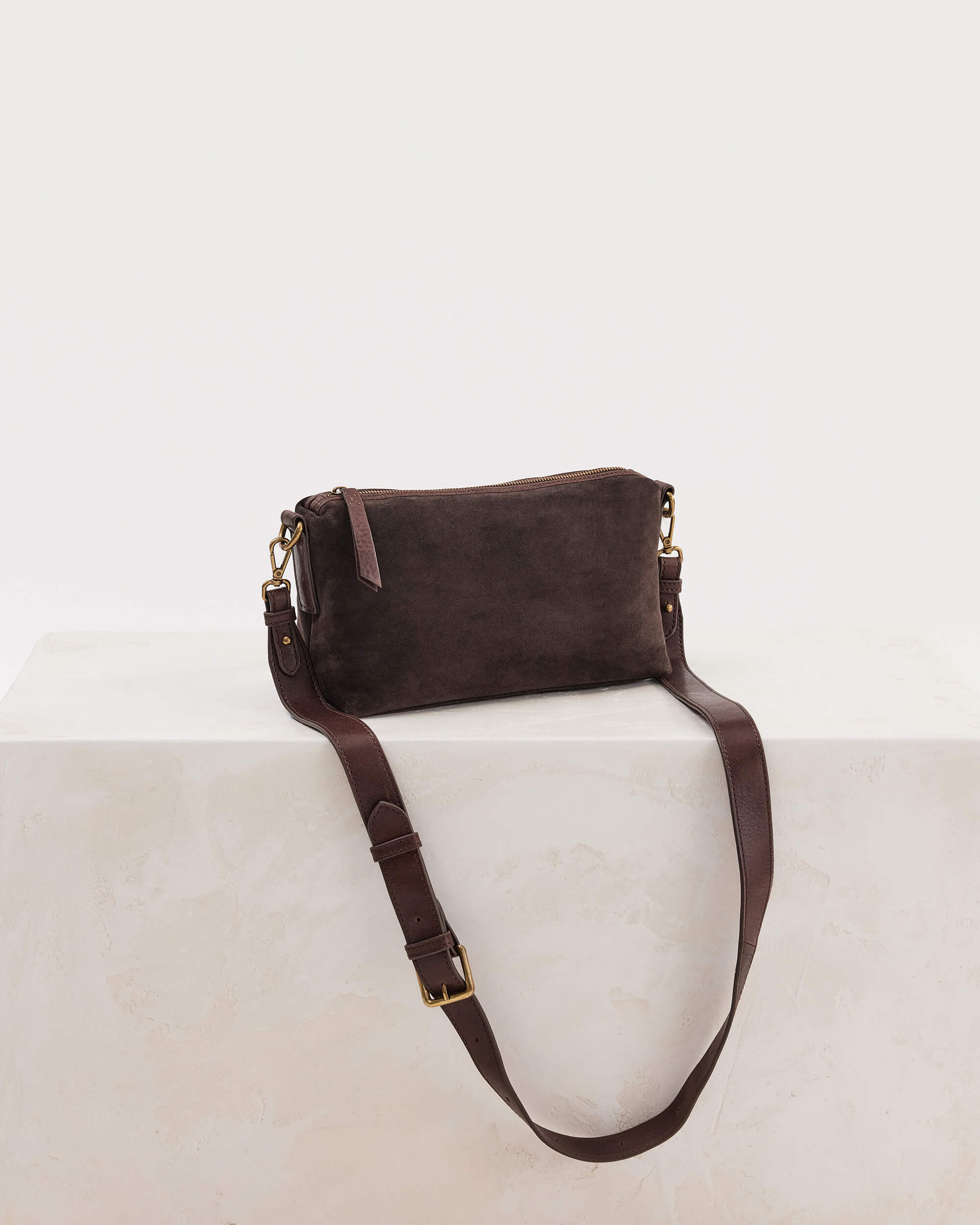 11_SuedeTeddy_CHC_Front-Long-Strap.jpg