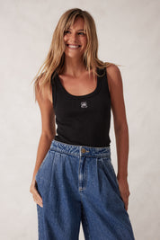 ZOE CONTOUR RIB SCOOP TANK/BLACK/WHITE MONOGRAM EMBROIDERY