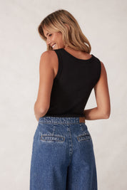 ZOE CONTOUR RIB SCOOP TANK/BLACK/WHITE MONOGRAM EMBROIDERY