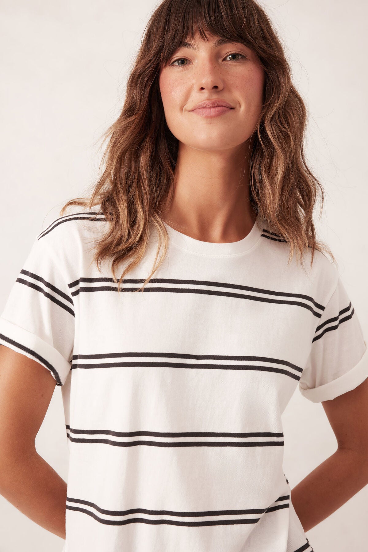 STEVIE SLOUCHY SPLIT HEM TEE/VANILLA/PHANTOM DOUBLE STRIPE