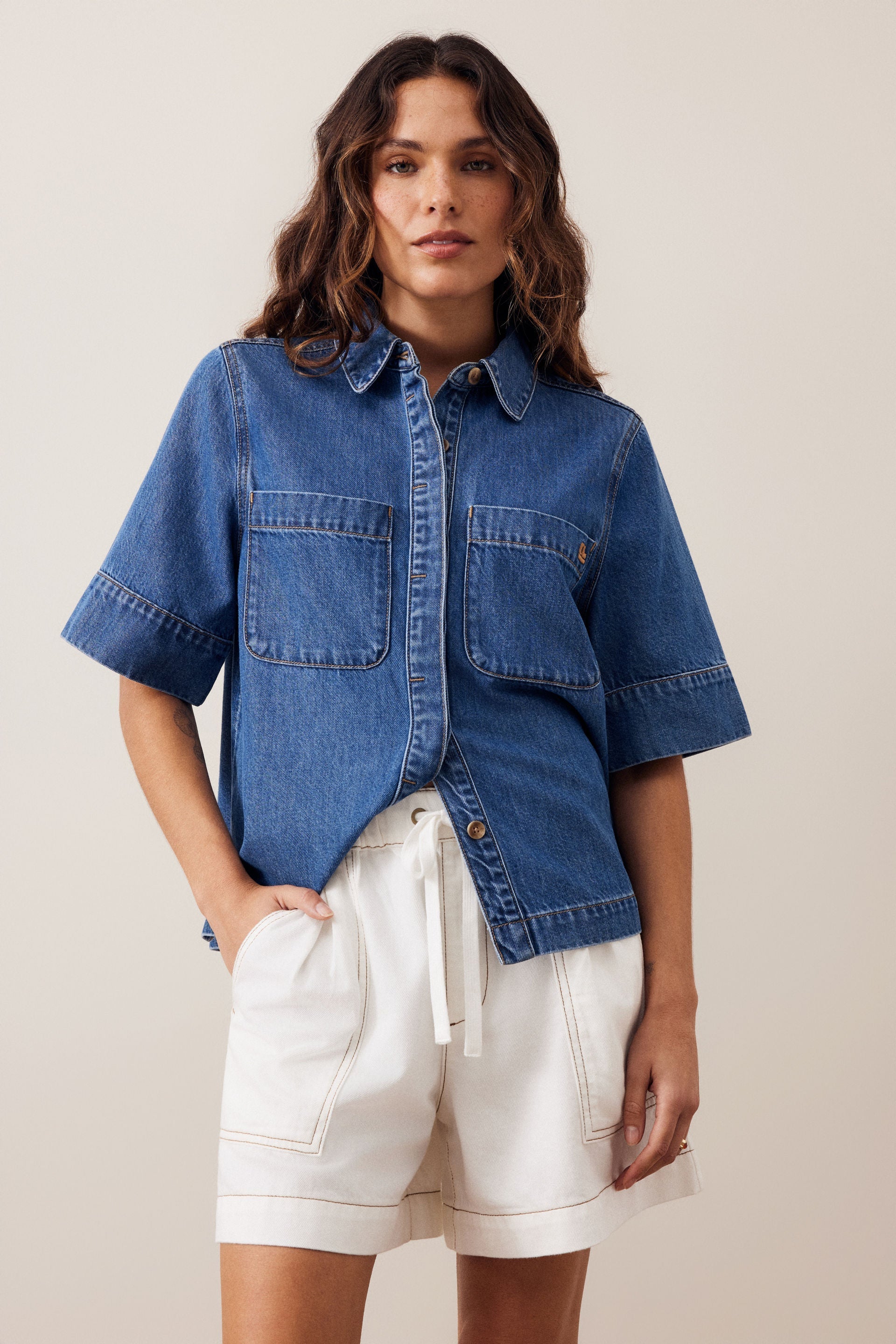 Darcy Relaxed Everyday Short New Ecru