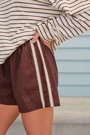 Mila Short Chocolate