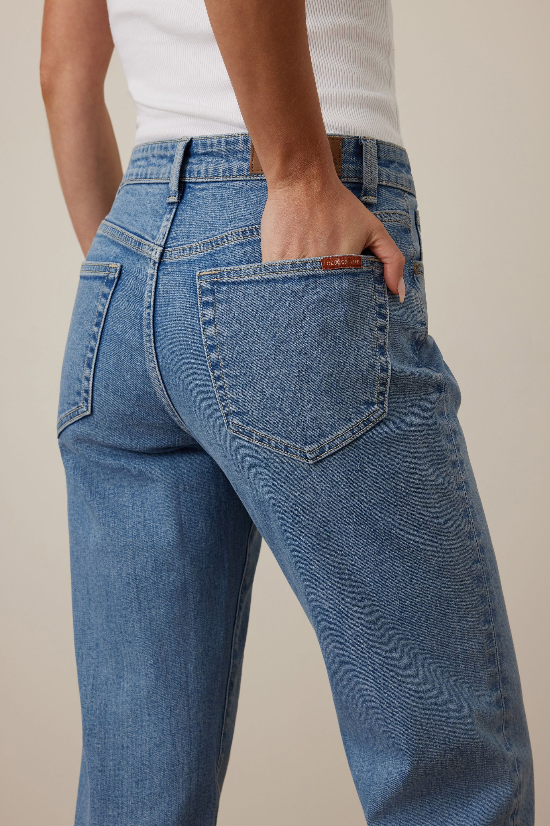 Sydney Straight Leg Jean Vintage