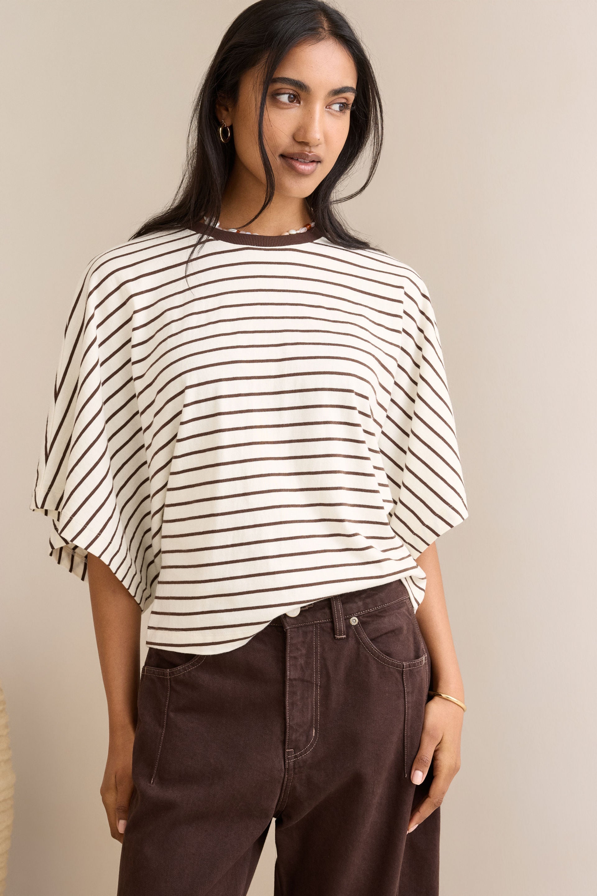 Lucy Relaxed Sleeve Tee milk brunette stripe