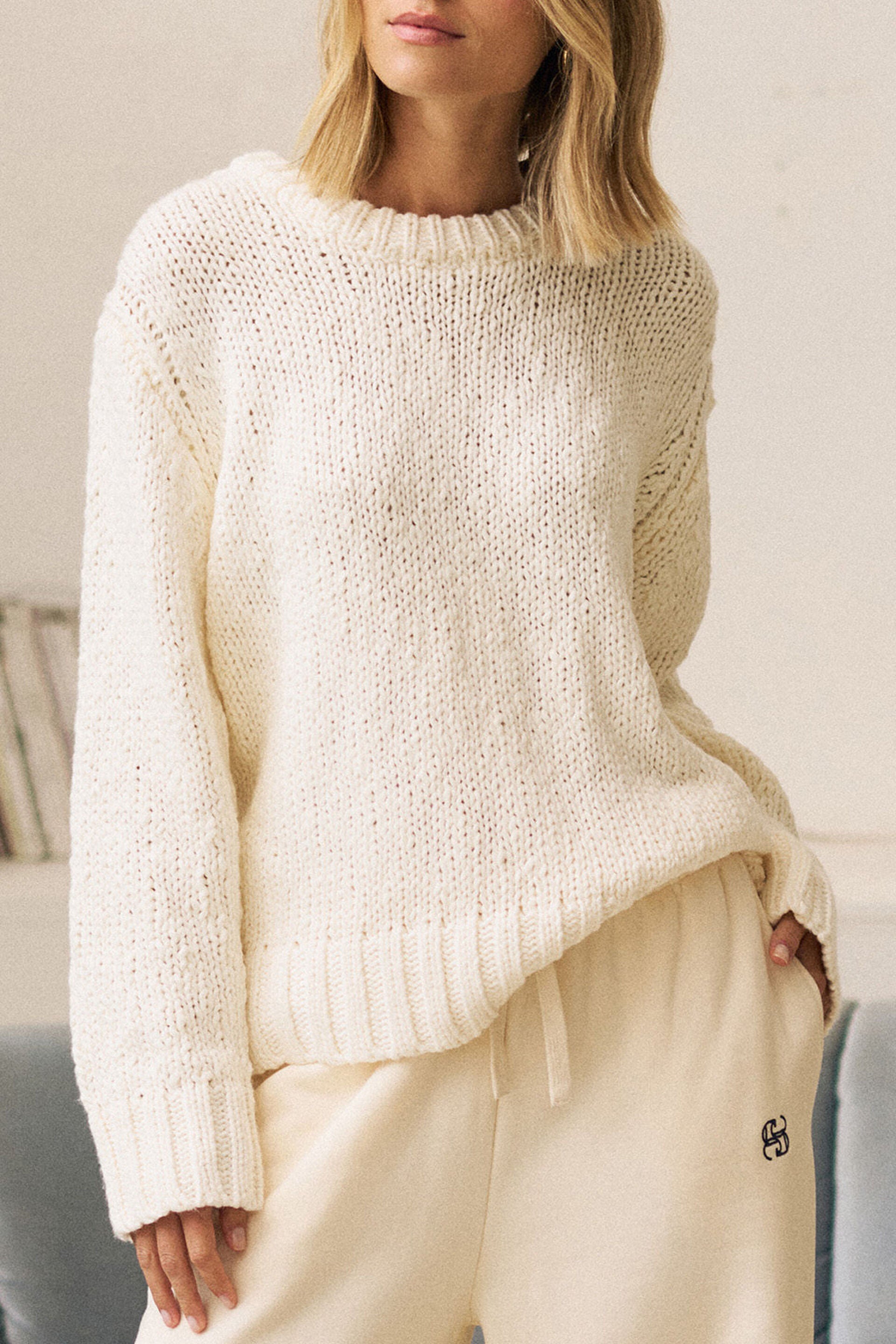 Sage Chunky Knit Crew Marshmellow