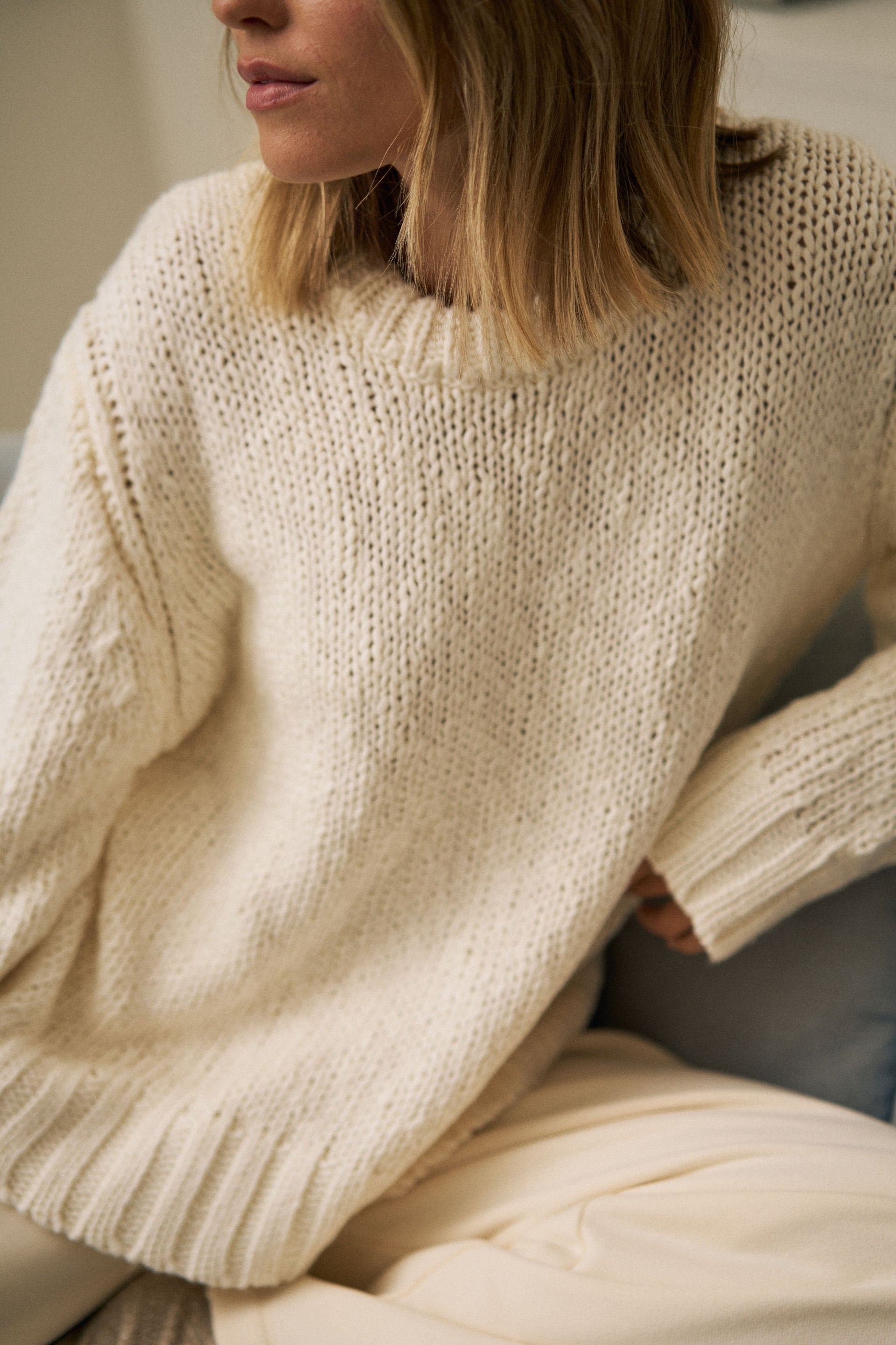 Sage Chunky Knit Crew Marshmellow