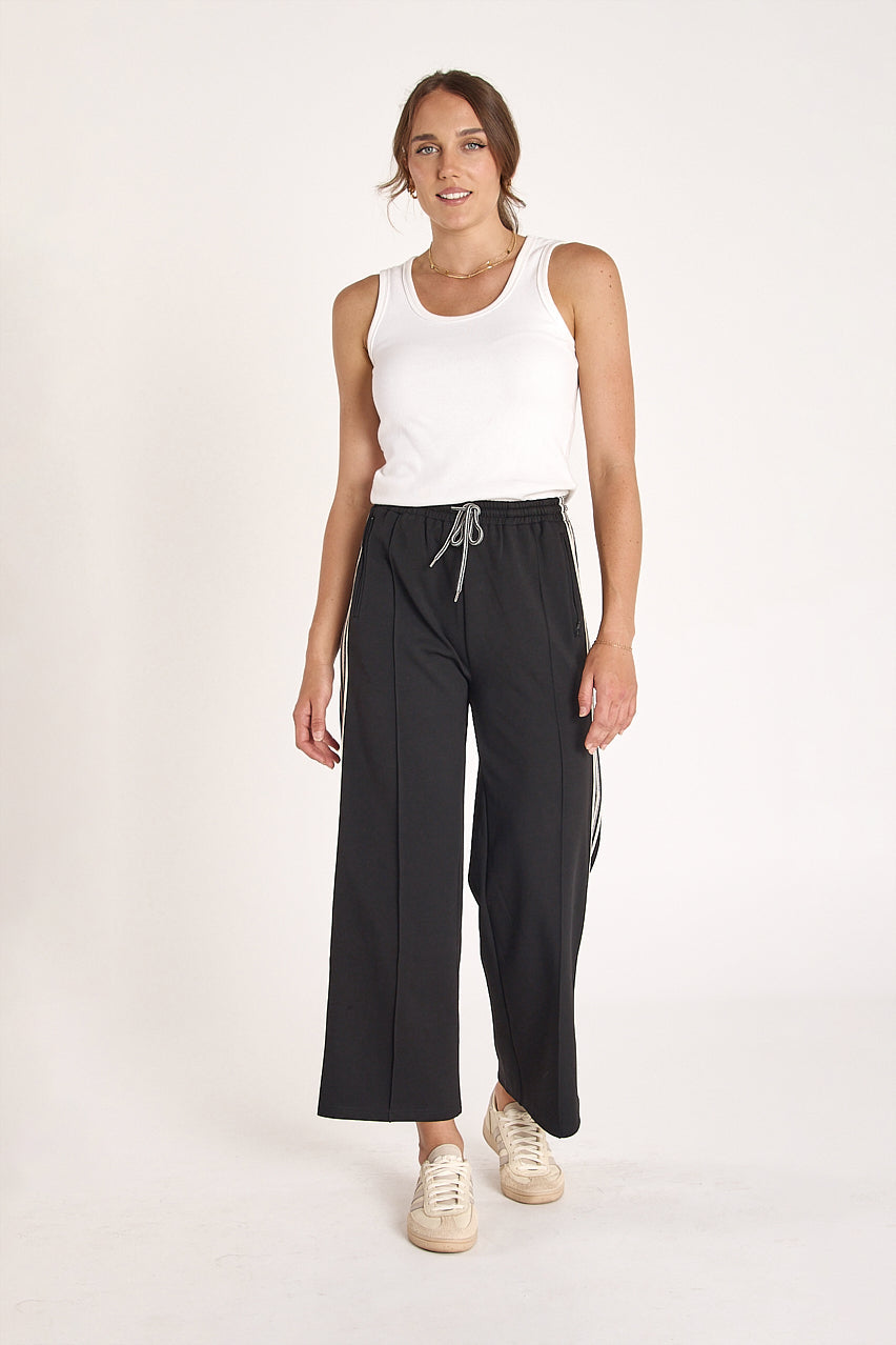 Noah Cropped Pant - Luxe Black