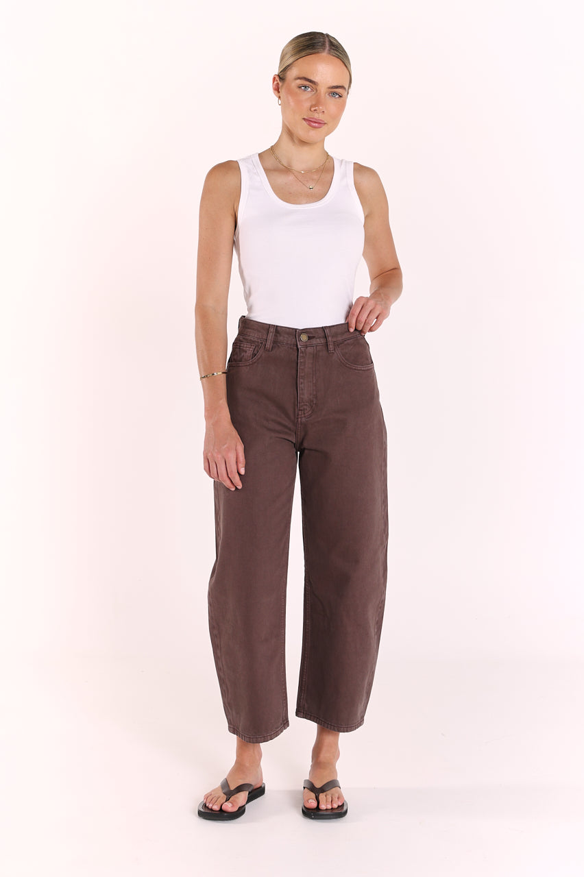 Lola Cropped Barrel Jean - Chocolate