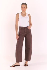 Lola Barrel Jean - Chocolate