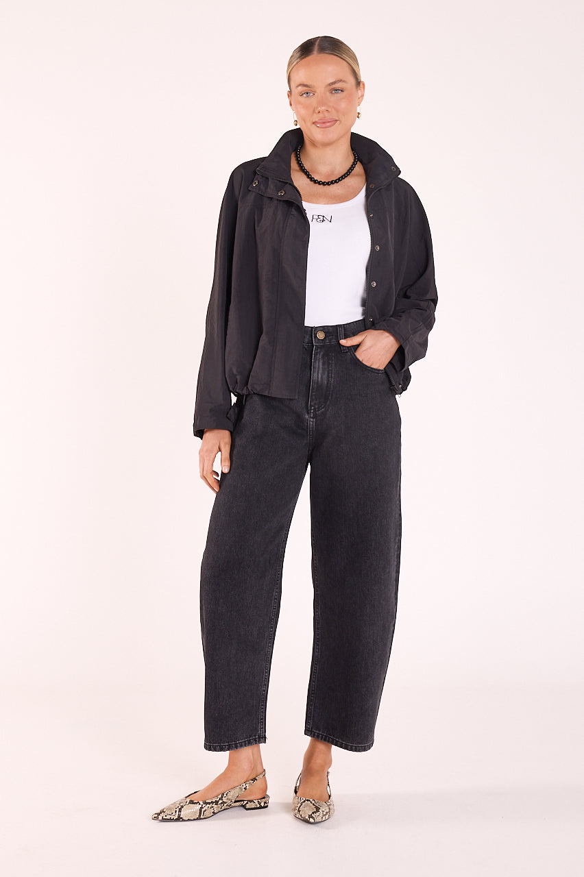 Lola Cropped Barrel Jean - Black
