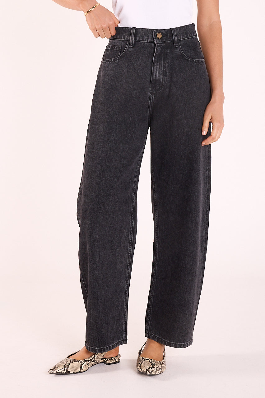 Lola Barrel Jean - Black