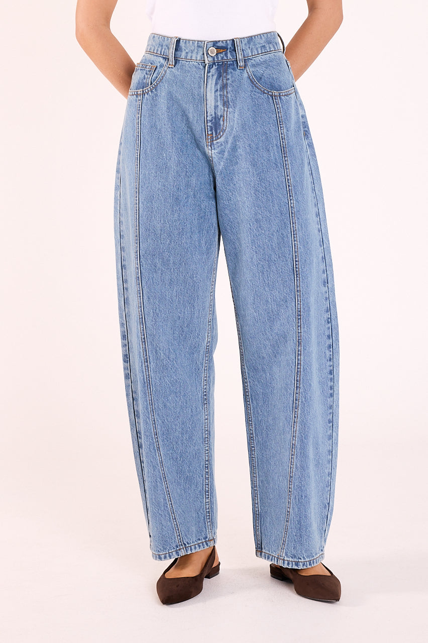 Lola Barrel Jean - Panel Deep Blue