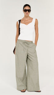 Lisara Relaxed Pant
