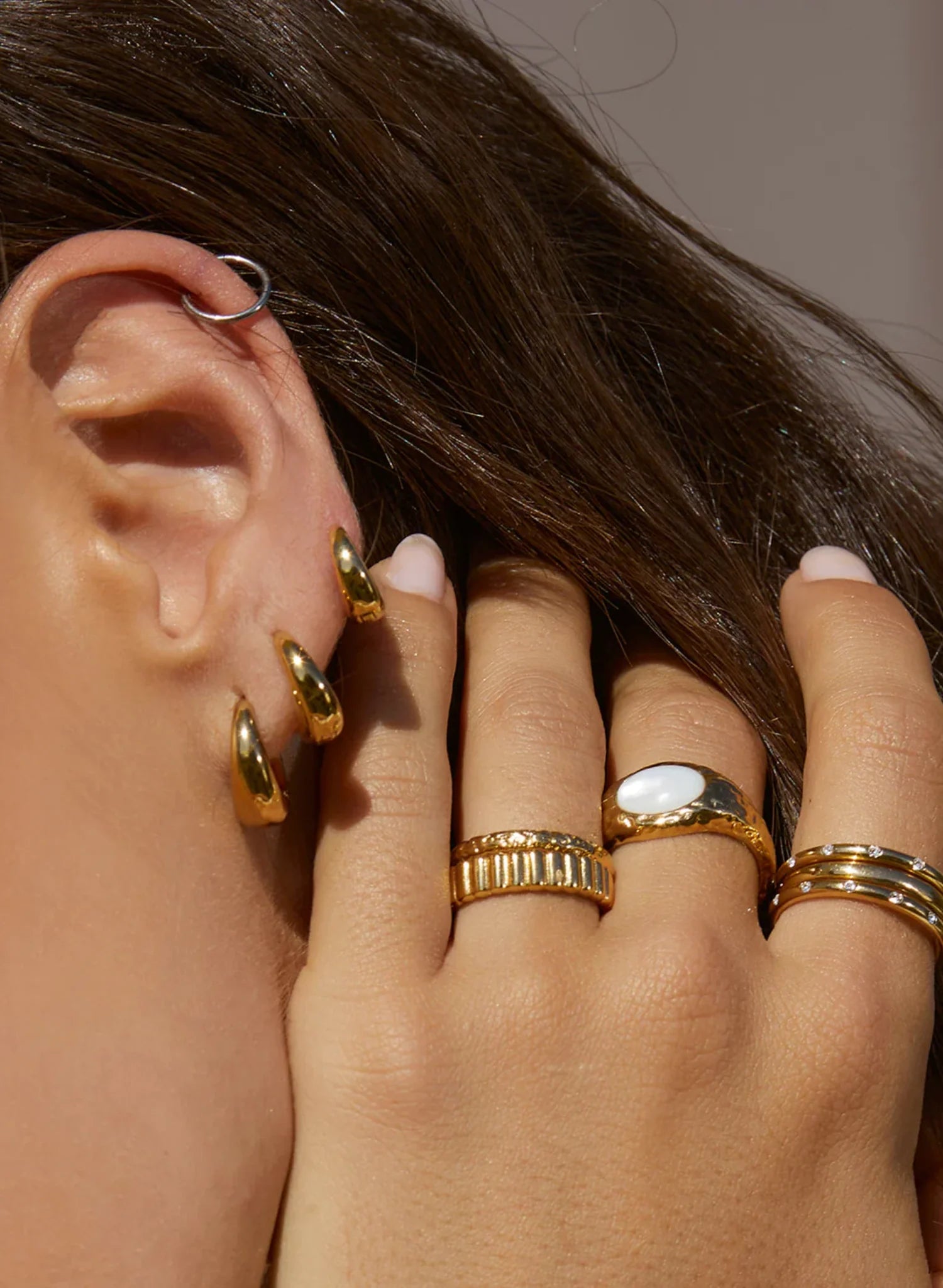Max Gold Earrings Midi