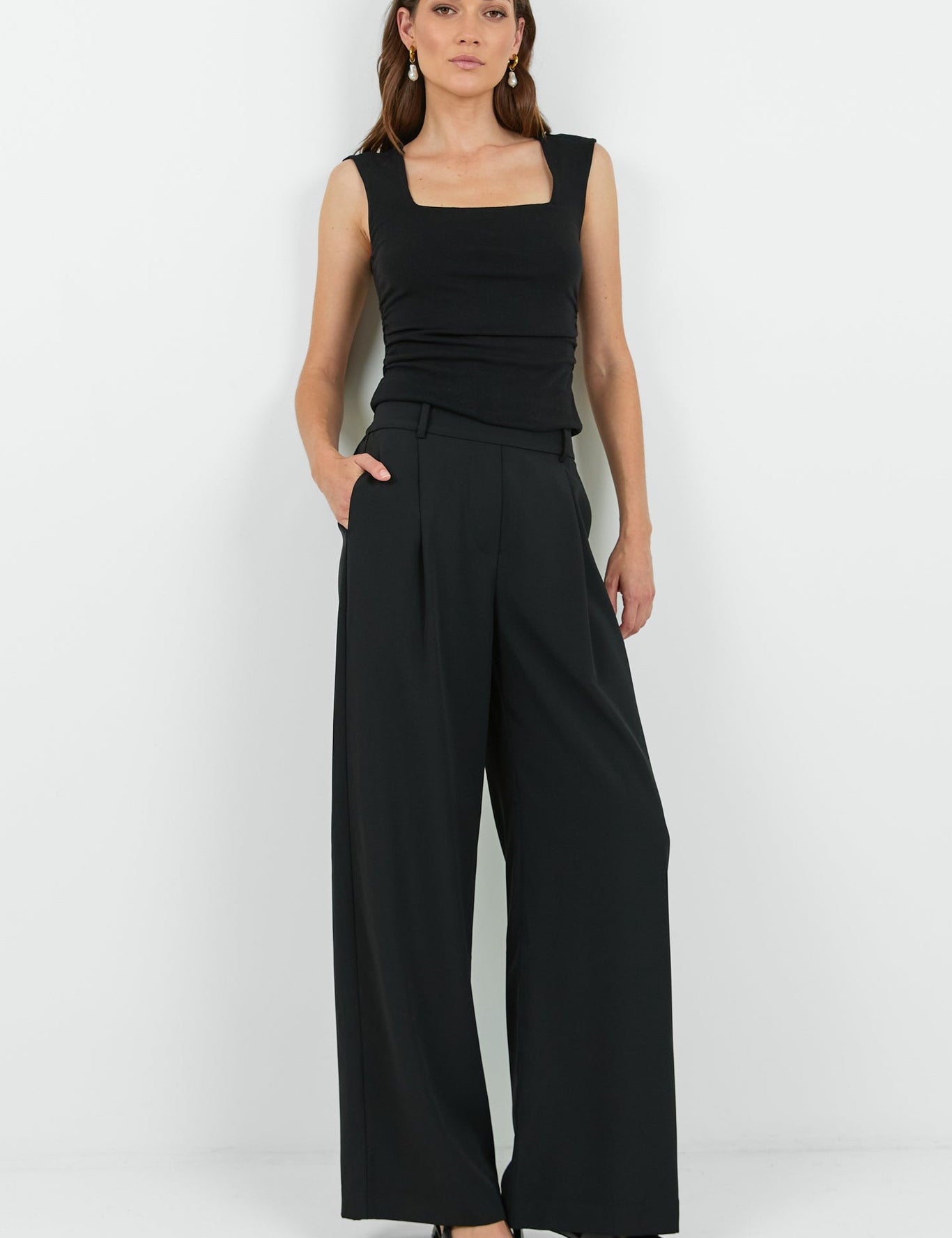 AffirmationBlackTop_BusinessBlackPant17_1024x1024_2x_50479112-38b9-4264-8d78-61f9ef2ad321.jpg