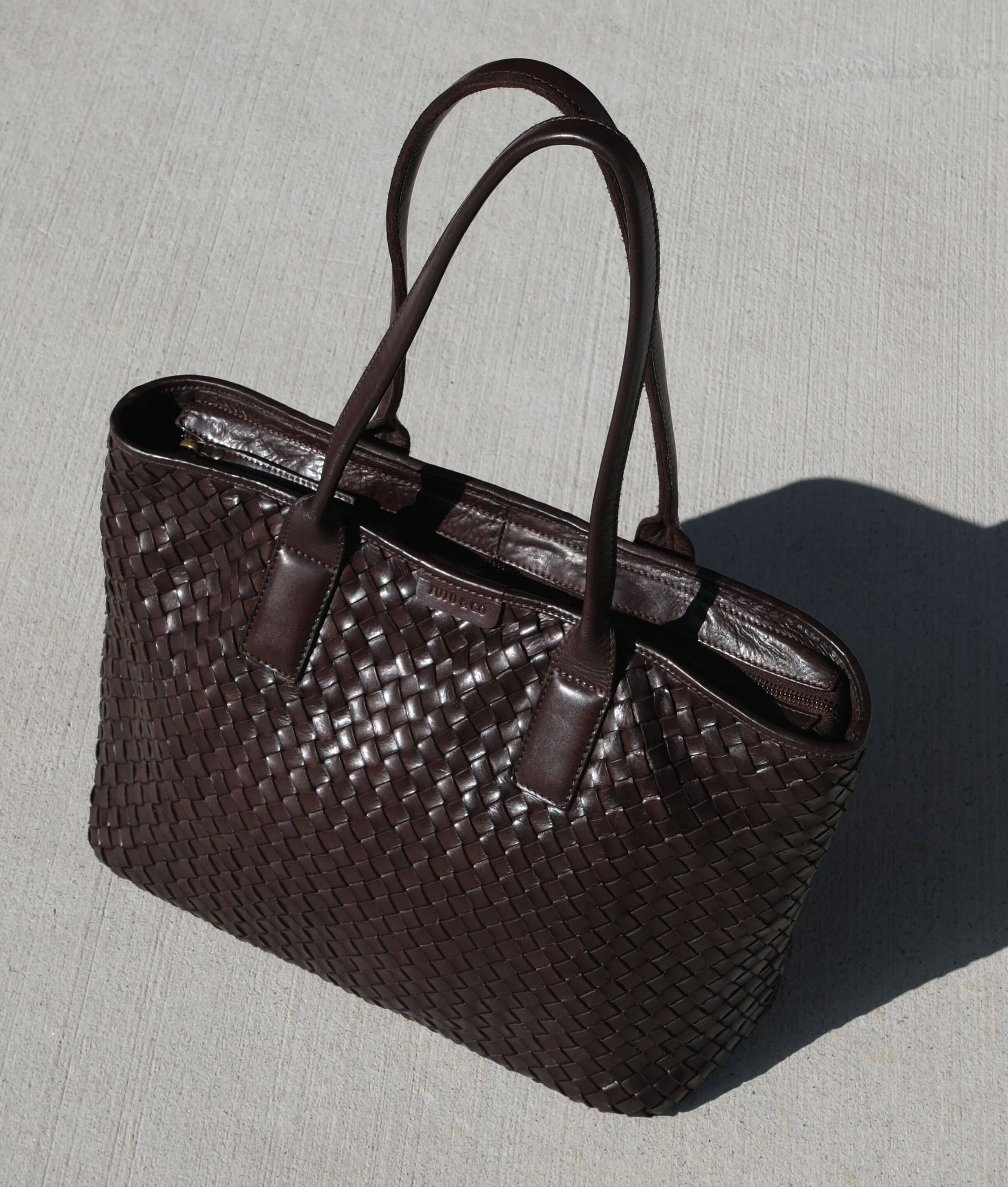 Basque Tote Chocolate