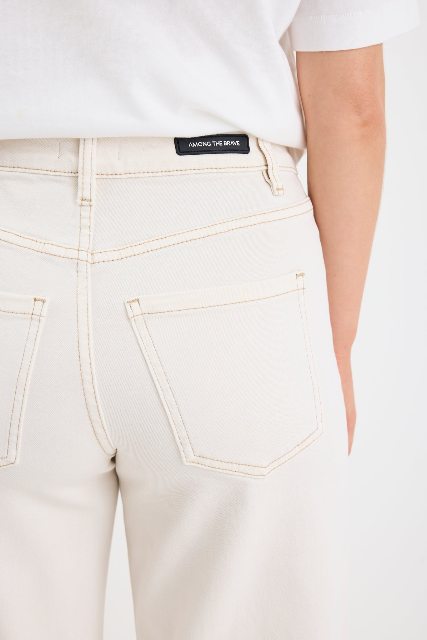 Zoey Ecru High Rise Wide Leg Pocket Jean