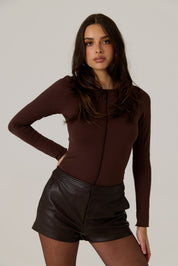 Nia LS Top Dark Truffle