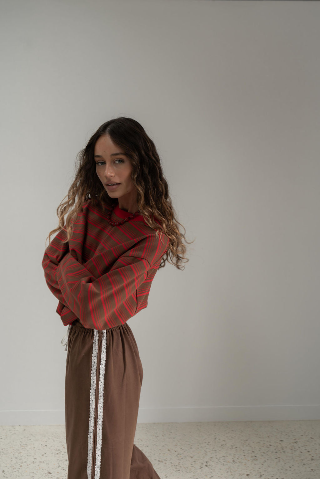 Andi Long Sleeve Red Brown
