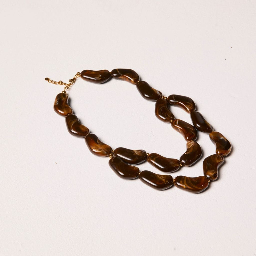 The Resin Double Layered Necklace in Chocolate