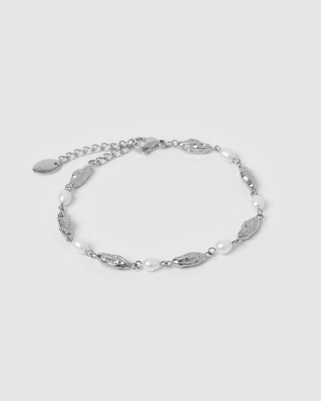 MIMI_BRACELET_SILVER1.png