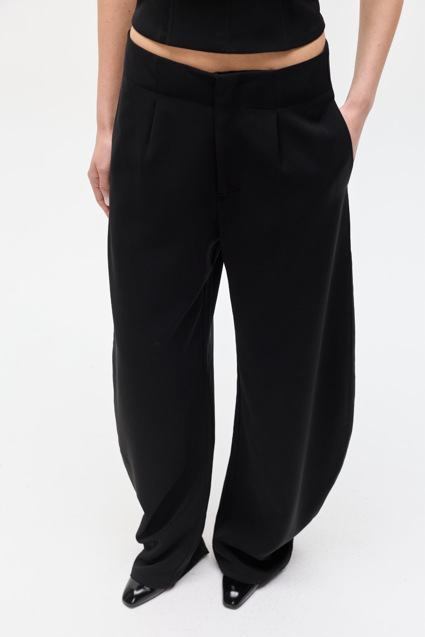 Navy Pant - Black