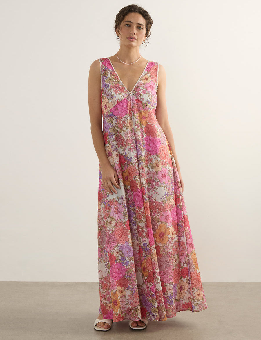 S24-W-DR-26759-WH-26438-AugusteTheLabel-0599_900x_b39b9e07-6b4a-4b06-a57e-25930051fd90.jpg