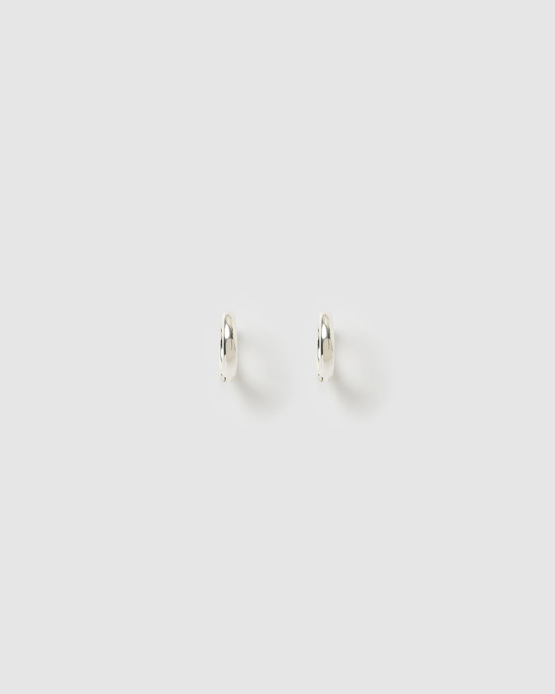 SHIA_EARRINGS_SILVER_3_c0af47ca-581e-4b08-9af1-f0f0a3667c26.jpg