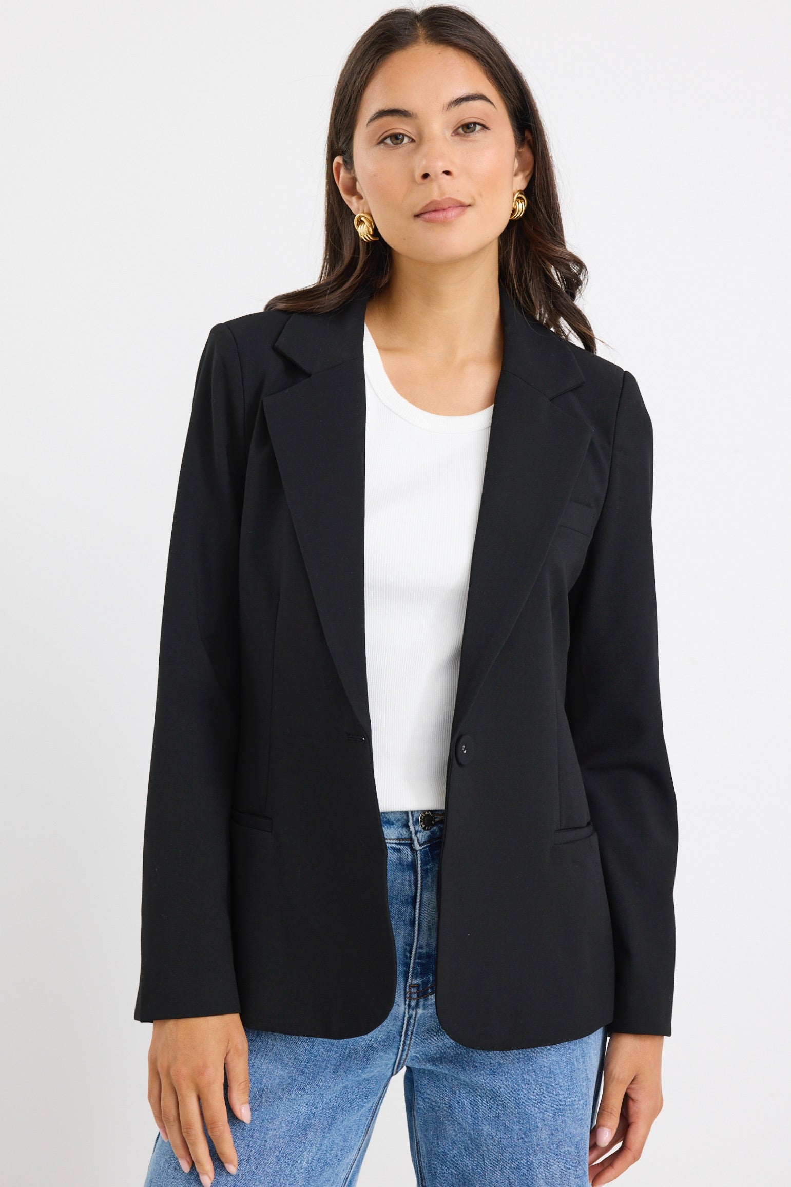 Suave Black Fitted Short Blazer