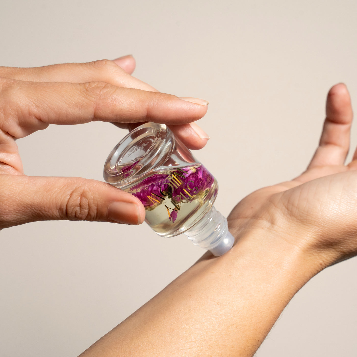 Essential Oil Perfume Roller Sweet Muse