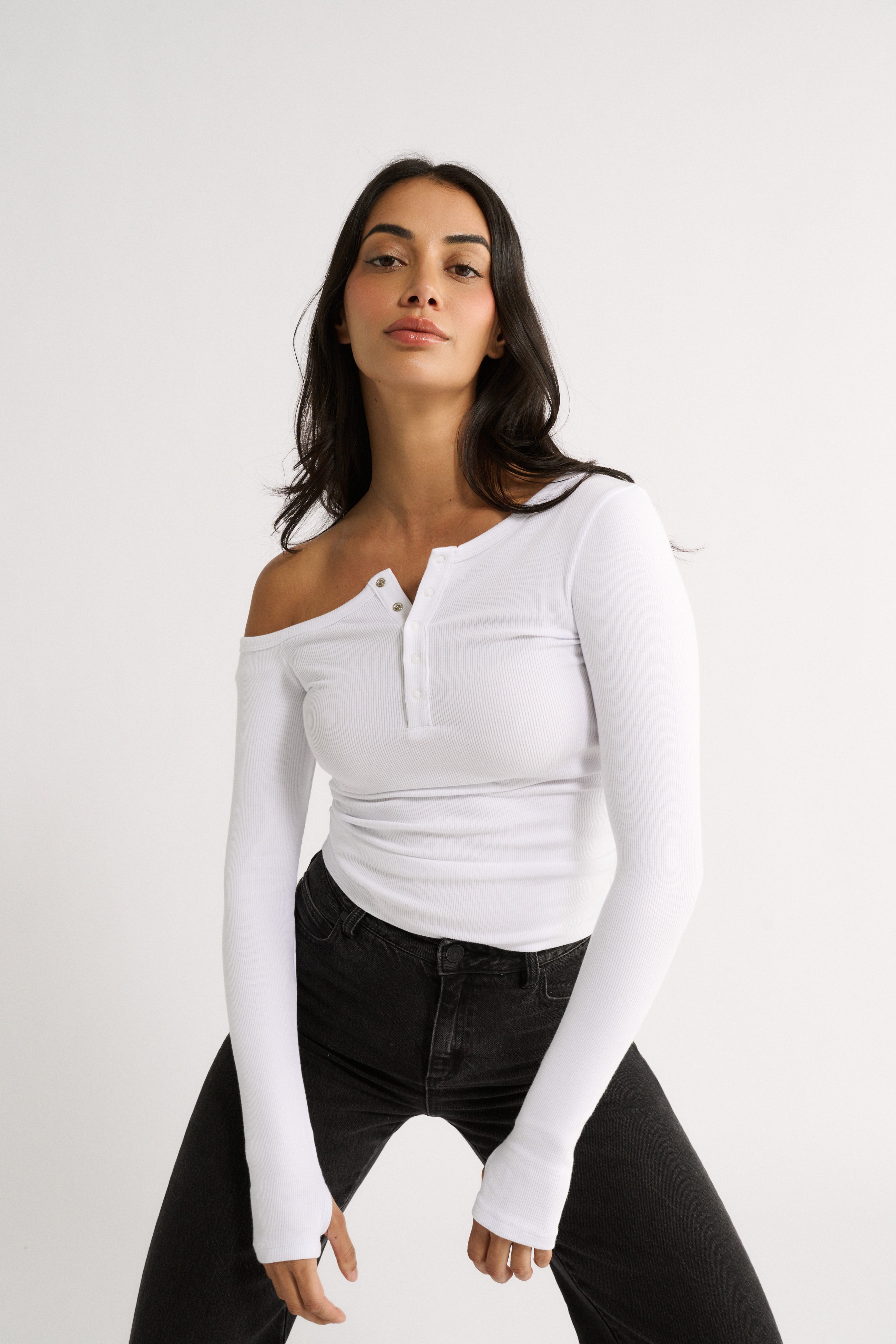 Cobie Off-Shoulder Long Sleeve Optic White
