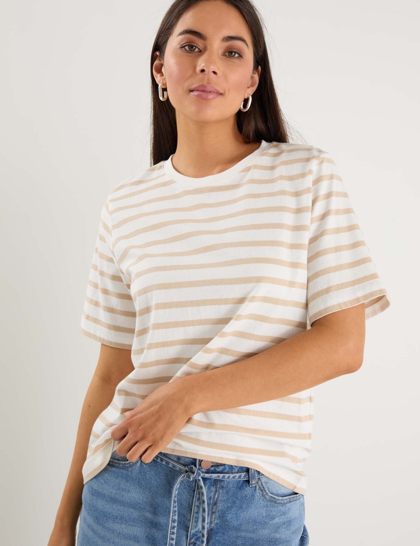 WEB_BindingNaturalWhiteStripeTee_CollegeLightBlueJean11_1024x1024_2x_1e403f2d-b882-473a-9f76-19c794a972c3.jpg