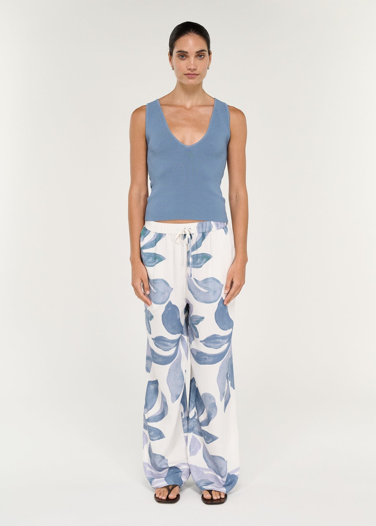 Relaxed Drawstring Elody Pant - Blue Floral