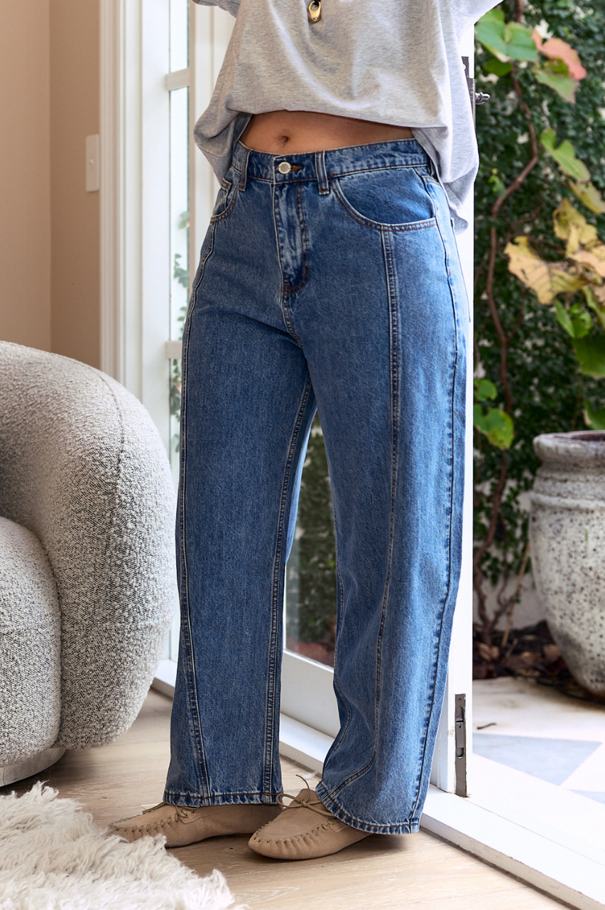 Lola Barrel Jean - Panel Deep Blue