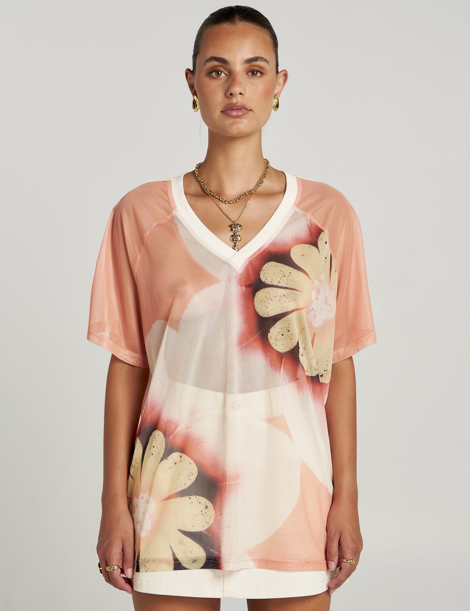harlequin_vnecktee_002.jpg