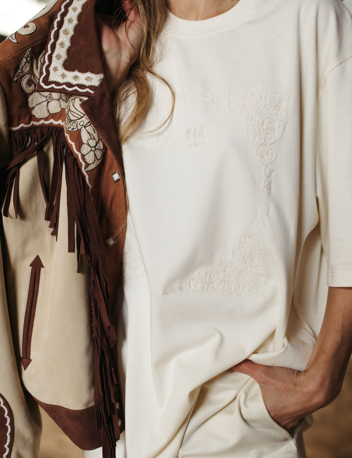 paisley-emboss-crew-tee-farmer-by-whitney_1200x_6487d462-f7e3-425c-be4d-6823e5b8eaf9.png