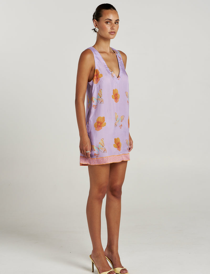 reverie_vneckshiftdress_004.jpg