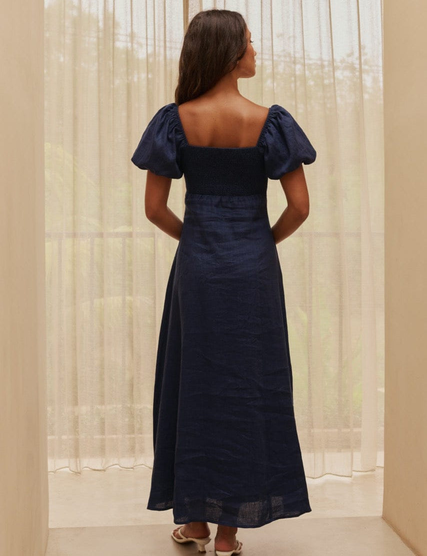 sophia-dress-dresses-1211362609_3000x_78deb688-0298-4d61-9a90-5369519eefb1.jpg